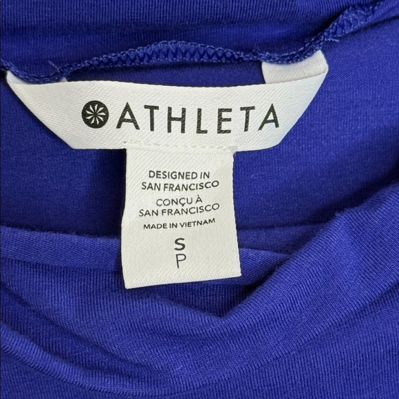 Athleta Women's Royal Blue Mock Neck Tank Top Size Small - Picture 2 of 6